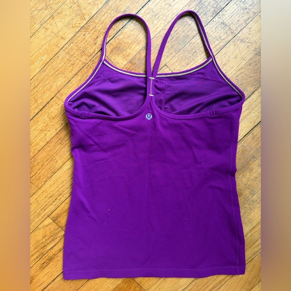 Lululemon Power Y tank - Picture 4 of 6